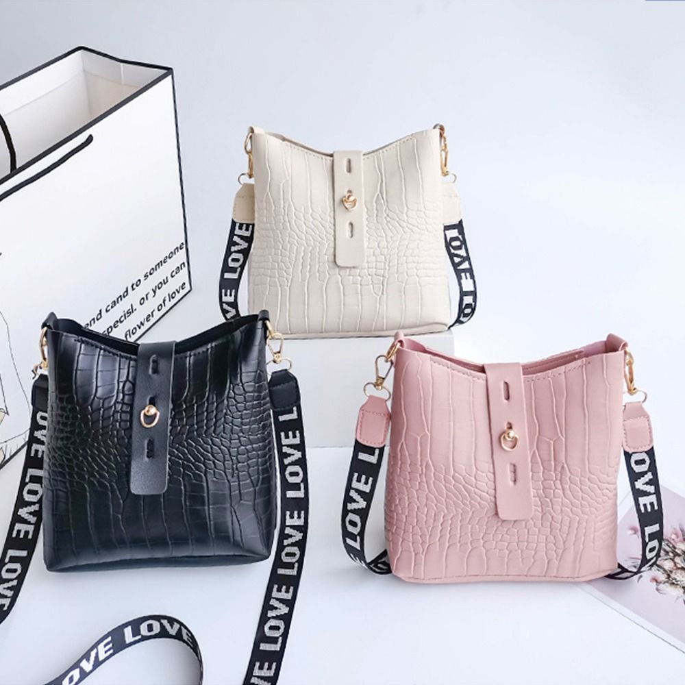 Shoulder Bag Slouchy - Bolso cruzado de piel sintética para