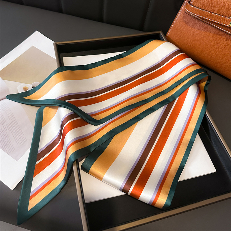 Nueva bufanda de seda de sarga - Luxury Bags To Sell reseña y precio